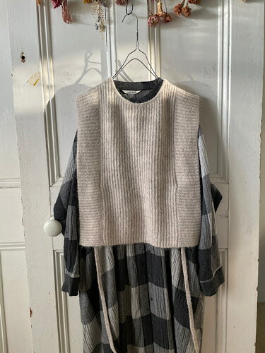 doux bleu　アルパカニットベスト　秋冬　2558-056