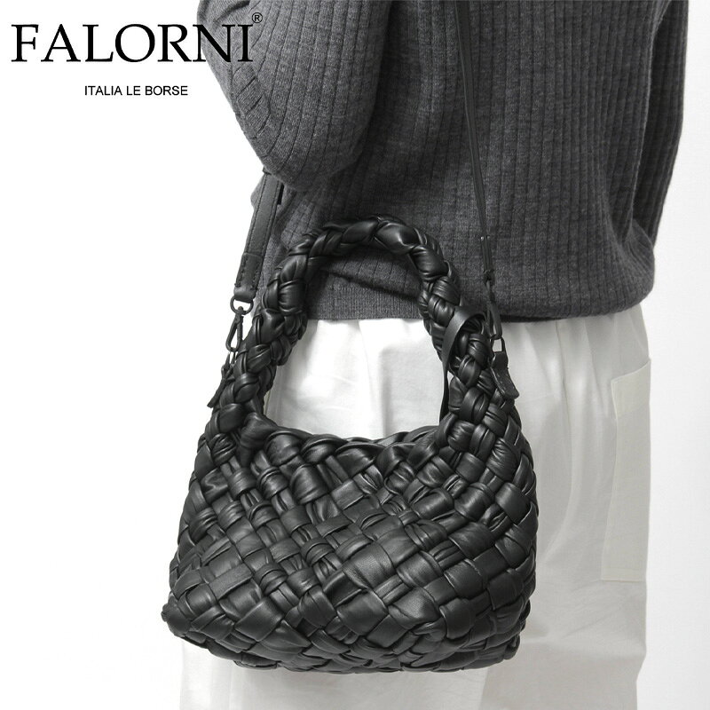 　開催中のお得なキャンペーン 　関連アイテム ＞＞ ァロルニ/FALORNI 一覧 ＞＞ ハンドバッグ 一覧 ＞＞ 2wayバッグ 一覧 　TOV 2way ハンドバッグ の関連ワード ■カラー BLACK / ブラック、黒、モノトーン、黒バッグ ■デザイン/特徴 鞄/カバン/かばん、バッグ/バック/bag、手提げ/手さげ/手持ち/ハンド、トートバッグ/トートバック/トート、ミニトート/ミニバッグ/ワンマイルバッグ、2way、斜め掛け/斜めがけ、肩掛け/肩がけ、持ち手 長め、ショルダーバッグ/ショルダーバック/ショルダー、メッシュ/メッシュバッグ、継ぎ目のない、バケットバッグ/バケツ型、天然素材、レザー/本革、羊革、自立、底板、マチあり/マチ広め、内ポケット、保存袋、イタリア製、小さい/小さめ/コンパクト/ミニ、ミニマル、S、サイズ、ちょうどいいサイズ感/サイズ感、オールシーズン/春夏/春夏秋/夏バッグ/サマーバッグ/秋冬、女性用/レディース、財布/折り財布/二つ折り財布/三つ折り財布、貴重品、ポーチ/ミニポーチ、リップ/コスメ、スマホ、キーケース、メガネケース/眼鏡ケース、ハンカチ/ティッシュ、モバイルバッテリー/スマホ充電器 ■用途 お仕事/通勤/ビジネス/オフィス/仕事用、通勤バッグ、普段使い/普段/デイリー、ワンマイル/散歩/ウォーキング、おでかけ/お出かけ/お出掛け、街歩き、ショッピング/買い物、食事/ランチ、女子会、デート、学校行事/参観日、同窓会 ■入るもの 折り財布、スマホ、キーケース、モバイルバッテリー、ミニポーチ、メガネケース ■イベント プレゼント/ギフト、贈り物/贈りもの、誕生日/バースデー/誕プレ、記念日/彼女/妻/嫁/奥さん/恋人、自分へのご褒美/ご褒美、新調、クリスマス、ホワイトデー、母の日/お母さん/母親/お義母さん/義母/ママ、敬老の日/祖母/おばあちゃん、定年/退職/退職祝い、御祝い/お祝い、就職祝い、結婚祝い、出産祝い、卒業祝い/入学祝い、成人祝い ■商品イメージ 洗練、高見え、上質、上品/品がある、大人っぽい、エレガント/エレガンス、ラグジュアリー、高級感、リッチ、きれいめ/キレイめ、スタイリッシュ、クラス感、シック、都会的/アーバン、シンプル、大人カジュアル/きれいめカジュアル、ハンサム/マニッシュ、カジュアル、お洒落/おしゃれ/オシャレ、大人可愛い/かわいい/カワイイ、フェミニン、ナチュラル、使いやすい、かぶらない、遊び心、個性的/個性派、トレンド/流行/流行り、人気、新作、定番、年齢層、年代/10代/20代/30代/40代/50代/60代/70代/80代/90代、シニア/60歳/70歳/80歳、店舗、公式、正規品、セレクトショップ/セレクト メーカー希望小売価格はメーカー商品タグに基づいて掲載していますFALORNI ファロルニ / ラムレザー イントレチャート 2way ハンドバッグ F3218 シーンを問わず活躍する存在感洗練された大人の本革ミニバッグ 高級ブランドのバッグを生産するFalor（ファロール）社のオリジナルブランド"FALORNI ファロルニ"。レザーのイントレチャート（メッシュ編み）を得意とし、美しいメッシュレザーが引き立つハンドバッグF3218。付属のストラップで肩掛けや斜めがけも楽しめる2way仕様です。職人の手仕事が生み出す立体的な表情が、いつもの装いを格上げします。持つだけで洗練された雰囲気が漂い、大人の日常に寄り添う特別な一品です。 最高級レザーのイントレチャート多彩なシーンに映える2way仕様 MODEL：157cmSHOES：ファビオルスコーニ/FABIO RUSCONI きれいめなオフィススタイルから、休日のカジュアルな装いまで幅広くマッチします。上品な存在感がありながらも主張しすぎず、食事会やオケージョンシーンにも最適。ショルダーにすればアクティブに動きたいお出かけや旅行時にも活躍します。 上質な羊革使用しており、非常に滑らかな肌触りと、柔らかくしなやかな風合いです。使い込むほどに柔らかく、生まれてくる艶も楽しみながら長くご愛用いただけるレザー好きにぴったりな逸品。ハンドルはまで継ぎ目なく均一に、そして丁寧に編み込まれ、光の加減で生まれる美しい陰影は、手仕事ならではの贅沢な表情です。 取り外し可能なショルダーストラップ付きで、肩掛けや斜め掛けにも対応。ストラップは長さ調節ができるため、コーディネートやシーンに合わせて使い分けが可能です。 身の回りの必需品をスマートに収納小物も迷子にならないポーチ付き コンパクトな佇まいでありながら、底マチが広いため見た目以上に荷物が入ります。ミニ財布やスマートフォン、キーケース、ハンカチ、リップなど、お出かけに必要なマストアイテムをスマートに収納。広めのマチと底板により安定感があり、荷物を入れても美しいシルエットをキープできるのが魅力です。 内側には小物の整理に便利な15x15cmの取り外し可能なポーチが付属。バッグの中身をスマートに保ち、快適なお出かけを叶えます。ストラップから取り外して単体でも使用できるため、リップや鍵などの細かな必需品をまとめるのにも重宝します。 カラーバリエーション ※画面上の色はブラウザや設定により、実物とは異なる場合があります。 ※こちらの商品は自然な風合いを生かす為、色止め加工を最小限にとどめております、その為、摩擦、汗、水分を含んだ場合、多少色落ち、色移りする事もありますのでご注意ください。 スペック ■メーカー品番 F3218 ■サイズ 約15×21(上辺24)×15 (縦×横×幅cm) ■ハンドル 長さ：34cm ■ショルダーストラップ 長さ：約97〜127cm 肩がけ・斜めがけ可能 ■素材 ラムレザー ■重量 約580g ■開閉 マグネット ■ポケット なし ■金具カラー ブラック ■付属 保存袋、インナーポーチ（約H15×W15cm) ■生産国 Italy