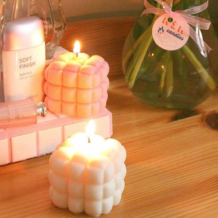 【LINE700円オフ】【在庫限り！売り尽くし SALE】ハンガリー産 キャンドル ふわふわ 雲 パステル ハンドメイド かわいい おしゃれ 韓国 韓国風 雑貨 キューブ ポンポン 四角 カラフル カラー 手作りキャンドル インテリア 海外 プレゼント 誕生日 女性 友人ギフト