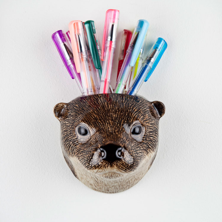 【在庫限り】 Quail Ceramics クエールセラミックス 英国ブランド OtterWallVase カワウソの壁掛け花瓶 カワウソ かわうそ 雑貨 置物 花瓶 挿し アート アニマル 北欧 陶器 壁掛け プレゼント 誕生日 記念日ギフト海外インテリアの商品画像 3