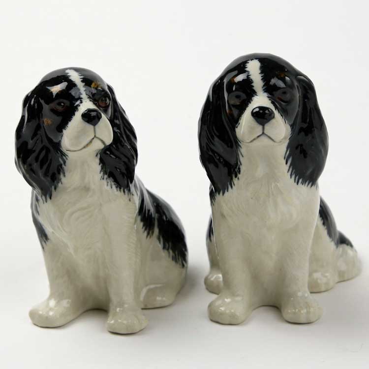 【LINE700円オフ】【在庫限り】CKC KingCharlesSpaniel tri のフィギアペアー キャバリア キャバリアテリア Quail Ceramics 動物 置物 オブジェ インテリア 陶器 犬好き 犬 いぬ わんこ 北欧雑貨 動物雑貨 イギリス