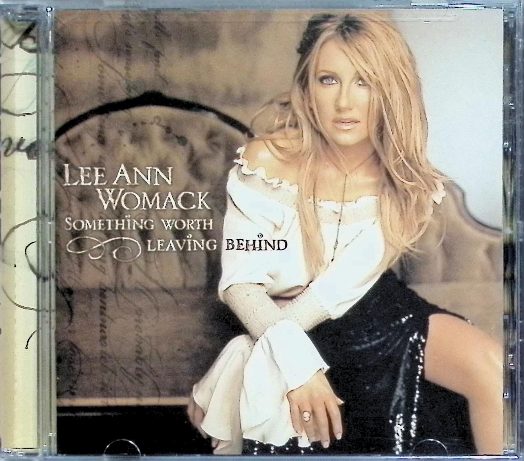 【新品未開封】 (CD) Something Worth Leaving Behind / リー・アン・ウーマック （送料無料）