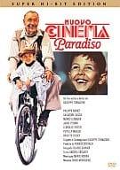 「 ニュー・シネマ・パラダイス SUPER HI-BIT EDITION [DVD]」 フィリップ・ノワレ (出演), ジュゼッペ・トルナトーレ (監督, 脚本), サルヴァトーレ・カシオ (出演) 父のいない少年トトに温もりを与えたのは、老映画技師のアルフレードだった。彼の勧めで町を飛び出したトトは成長し、30年後に故郷へ戻り……。映画の素晴らしさを存分に味わえる珠玉の名作。 音声： イタリア語 字幕： 日本語・イタリア語 JANコード： 4988126206970 🐾 安心の検品・保証 当店ではすべての商品を1点ずつ丁寧に検品したうえで出品しております。 万が一、商品に不備がございましたら、商品到着日から30日以内であれば返品・返金を承ります。どうぞ安心してご利用ください。 🐾 送料無料・スピード発送 AM11時までのご注文は、日本郵便〈ゆうメール〉にて当日発送いたします。 ※ゆうメールは土日祝日の配達がございません。あらかじめご了承ください。 商品は防水クッション封筒で丁寧に梱包し、ポストへお届けします。 🐾 まとめ買いがおトク！クーポン配布中 2点以上のご購入　→　100円引き 4点以上のご購入　→　400円引き 8点以上のご購入　→　1,000円引きDISC PLUSは映画・音楽好きのための専門中古ショップです。 レア盤、絶版アイテム、懐かしの名作など、毎日新商品入荷中！ 🐾 まとめ買いでおトクなクーポン配布中