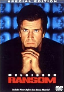 「 身代金 特別版 [DVD]」 メル・ギブソン (出演), レネ・ルッソ (出演), ロン・ハワード (監督) 「アポロ13」に続いてR・ハワードが手掛けたサスペンス巨編。強気のビジネスで全米トップ5に食い込む躍進を遂げた航空会社の社長トム・ミューレンは、9歳の息子ショーンを誘拐され身代金200万ドルを要求される。金の受け渡しに失敗し、犯人を取り逃がしたFBIに見切りをつけたトムは、用意した200万ドルを賞金にすることを決意。TVの生放送で大胆にも犯人に宣戦布告した……。頭脳明晰な犯人像は珍しくないが、“取引“に長けた主人公は新鮮。肝心の二人の対面以降は凡庸だが、前半のスリルはかなりのもの。特に身代金受け渡しのたたみかけるようなシークエンスの連鎖は絶品だ。TVドラマをもとにした「誘拐」（1956）のリメイク作。 音声： 日本語・英語 字幕： 日本語・英語 JANコード： 4959241938541 ◇ディスクにわずかに小傷があります。 🐾 安心の検品・保証 当店ではすべての商品を1点ずつ丁寧に検品したうえで出品しております。 万が一、商品に不備がございましたら、商品到着日から30日以内であれば返品・返金を承ります。どうぞ安心してご利用ください。 🐾 送料無料・スピード発送 AM11時までのご注文は、日本郵便〈ゆうメール〉にて当日発送いたします。 ※ゆうメールは土日祝日の配達がございません。あらかじめご了承ください。 商品は防水クッション封筒で丁寧に梱包し、ポストへお届けします。 🐾 まとめ買いがおトク！クーポン配布中 2点以上のご購入　→　100円引き 4点以上のご購入　→　400円引き 8点以上のご購入　→　1,000円引きDISC PLUSは映画・音楽好きのための専門中古ショップです。 レア盤、絶版アイテム、懐かしの名作など、毎日新商品入荷中！ 🐾 まとめ買いでおトクなクーポン配布中🐾