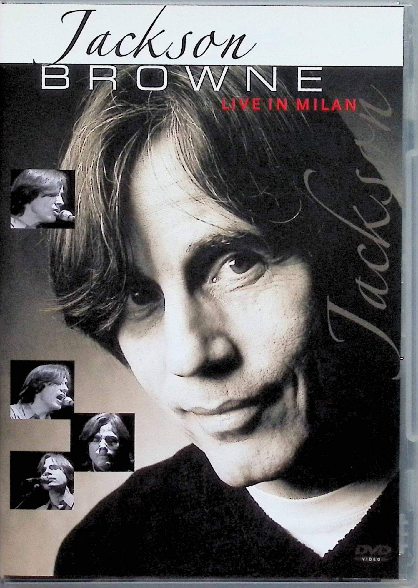 「 Live in Milan [海外版DVD]」 ジャクソン・ブラウン 1. Doctor My Eyes 2. I'm Alive 3. World In Motion 4. My Problem Is You 5. In The Shape Of A Heart 6. I'll Do Anything 7. Two Of Me, Two Of You 8. Miles Away 9. Too Many Angels 10. For Everyman 11. Everywhere I Go 12. Sky Blue And Black 13. The Pretender 14. Running On Empty 1993年10月26日、イタリア・ミラノのテアトロ・ナツィオナーレ公演を収録（約72分）。アルバム「I'm Alive」発表時のツアーより 【海外版DVD・Blu-rayに関するご注意】 本商品は海外版のため、日本国内版とは仕様が異なる場合があります。 ご購入前に、お手持ちの再生機器が対応可能かご確認ください。 JANコード： 8712177059072 🐾 安心の検品・保証 当店ではすべての商品を1点ずつ丁寧に検品したうえで出品しております。 万が一、商品に不備がございましたら、商品到着日から30日以内であれば返品・返金を承ります。どうぞ安心してご利用ください。 🐾 送料無料・スピード発送 AM11時までのご注文は、日本郵便〈ゆうメール〉にて当日発送いたします。 ※ゆうメールは土日祝日の配達がございません。あらかじめご了承ください。 商品は防水クッション封筒で丁寧に梱包し、ポストへお届けします。 🐾 まとめ買いがおトク！クーポン配布中 2点以上のご購入　→　100円引き 4点以上のご購入　→　400円引き 8点以上のご購入　→　1,000円引きDISC PLUSは映画・音楽好きのための専門中古ショップです。 レア盤、絶版アイテム、懐かしの名作など、毎日新商品入荷中！ 🐾 まとめ買いでおトクなクーポン配布中 🐾
