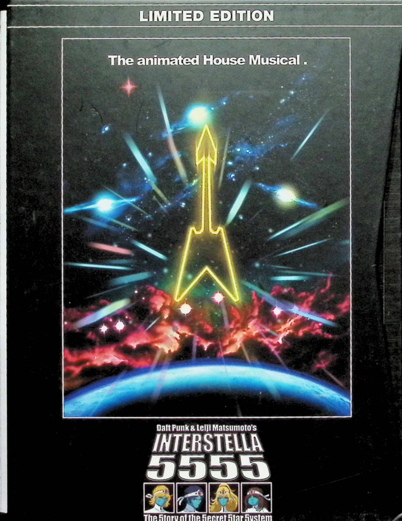 「 INTERSTELLA 5555 [海外版DVD2枚組]」 ダフト・パンク 収録内容（DVD+ボーナスCD 2枚組・輸入盤） 【DVD】 ダフト・パンクのアルバム『ディスカバリー』全曲を、松本零士のキャラクターデザインで映像化した長編アニメーション・ミュージカル「インターステラ5555」本編（約65分・セリフなし）。 特典: インタラクティブ・プレイ、キャラクター・ファイル、「Digital Love」アニメーション編集、インタラクティブ・ゲーム、カラオケ、トレイラー、ダフト・パンク＆松本零士バイオグラフィー、隠しボーナス 【ボーナスCD「DAFT CLUB」（レア・リミックス集）】 1. Ouverture 2. Aerodynamic (Daft Punk Remix) 3. Harder, Better, Faster, Stronger (Neptunes Remix) 4. Face To Face (Cosmo Vitelli Remix) 5. Phoenix (Basement Jaxx Remix) 6. Digital Love (Boris Dlugosch Remix) 7. Harder, Better, Faster, Stronger (Jess & Crabe Remix) 8. Face To Face (Demon Remix) 9. Crescendolls (Laidback Luke Remix) 10. Aerodynamic (Slum Village Remix) 11. Too Long (Gonzales Version) 12. Aerodynamite 13. One More Time (Romanthony's Unplugged) 【海外版DVD・Blu-rayに関するご注意】 本商品は海外版のため、日本国内版とは仕様が異なる場合があります。 ご購入前に、お手持ちの再生機器が対応可能かご確認ください。 JANコード： 724359425801 🐾 安心の検品・保証 当店ではすべての商品を1点ずつ丁寧に検品したうえで出品しております。 万が一、商品に不備がございましたら、商品到着日から30日以内であれば返品・返金を承ります。どうぞ安心してご利用ください。 🐾 送料無料・スピード発送 AM11時までのご注文は、日本郵便〈ゆうメール〉にて当日発送いたします。 ※ゆうメールは土日祝日の配達がございません。あらかじめご了承ください。 商品は防水クッション封筒で丁寧に梱包し、ポストへお届けします。 🐾 まとめ買いがおトク！クーポン配布中 2点以上のご購入　→　100円引き 4点以上のご購入　→　400円引き 8点以上のご購入　→　1,000円引きDISC PLUSは映画・音楽好きのための専門中古ショップです。 レア盤、絶版アイテム、懐かしの名作など、毎日新商品入荷中！ 🐾 まとめ買いでおトクなクーポン配布中 🐾
