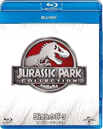 「 ジュラシック・パーク ブルーレイ コンプリートボックス(初回生産限定) [Blu-ray4枚組]」 サム・ニール、ジェフ・ゴールドブラム、クリス・プラット、監督スティーヴン・スピルバーグ 内容解説 『ジュラシック・パーク』『ロスト・ワールド／ジュラシック・パーク』『ジュラシック・パークIII』『ジュラシック・ワールド』の4作品を収録したブルーレイBOX。バイオテクノロジーで現代に甦った恐竜たちのテーマパークを舞台に、科学の傲慢が招く恐怖と人間たちのサバイバルを圧倒的映像で描く、スピルバーグ発の金字塔シリーズ。 ジャンル SF／アドベンチャー／パニック 受賞・評価 第1作は第66回アカデミー賞で視覚効果賞・音響賞・音響効果編集賞の3部門を受賞。映画史を塗り替えたVFX革命として名高く、シリーズ累計興行収入は世界歴代屈指を誇る。 音声： 日本語・英語 字幕： 日本語・英語 JANコード： 4988102367800 🐾 安心の検品・保証 当店ではすべての商品を1点ずつ丁寧に検品したうえで出品しております。 万が一、商品に不備がございましたら、商品到着日から30日以内であれば返品・返金を承ります。どうぞ安心してご利用ください。 🐾 送料無料・スピード発送 AM11時までのご注文は、日本郵便〈ゆうメール〉にて当日発送いたします。 ※ゆうメールは土日祝日の配達がございません。あらかじめご了承ください。 商品は防水クッション封筒で丁寧に梱包し、ポストへお届けします。 🐾 まとめ買いがおトク！クーポン配布中 2点以上のご購入　→　100円引き 4点以上のご購入　→　400円引き 8点以上のご購入　→　1,000円引きDISC PLUSは映画・音楽好きのための専門中古ショップです。 レア盤、絶版アイテム、懐かしの名作など、毎日新商品入荷中！ 🐾 まとめ買いでおトクなクーポン配布中 🐾