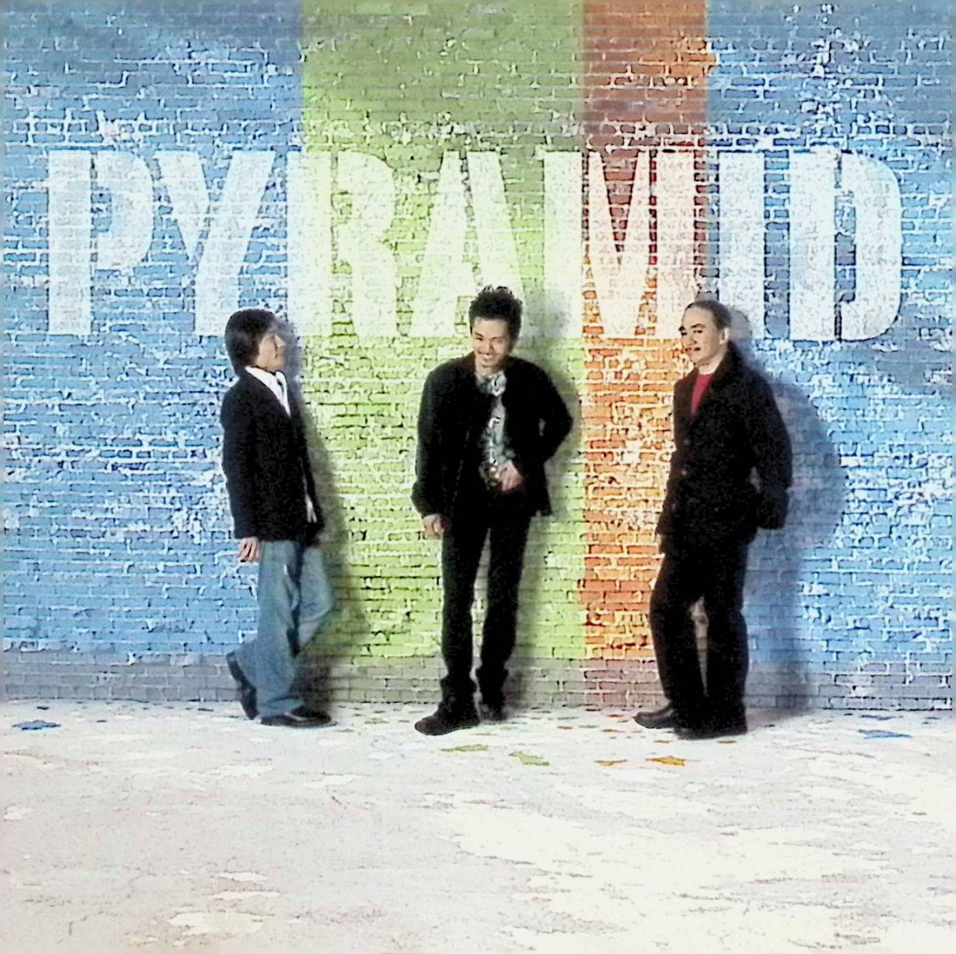 「 ピラミッド」 PYRAMID 収録曲リスト 1. Sun Goddess 2. Secret Life 3. Moon Goddess 4. We Got Ready 5. Affirmation 6. Golden Land 7. Exiled 8. D'accord! 9. 11 Days 10. Feel Like Makin' Love JAN： 4988112415058 🐾 安心の検品・保証 当店ではすべての商品を1点ずつ丁寧に検品したうえで出品しております。 万が一、商品に不備がございましたら、商品到着日から30日以内であれば返品・返金を承ります。どうぞ安心してご利用ください。 🐾 送料無料・スピード発送 AM11時までのご注文は、日本郵便〈ゆうメール〉にて当日発送いたします。 ※ゆうメールは土日祝日の配達がございません。あらかじめご了承ください。 商品は防水クッション封筒で丁寧に梱包し、ポストへお届けします。 🐾 まとめ買いがおトク！クーポン配布中 2点以上のご購入　→　100円引き 4点以上のご購入　→　400円引き 8点以上のご購入　→　1000円引きDISC PLUSは映画・音楽好きのための専門中古ショップです。 レア盤、絶版アイテム、懐かしの名作など、毎日新商品入荷中！ 🐾 まとめ買いでおトクなクーポン配布中 🐾