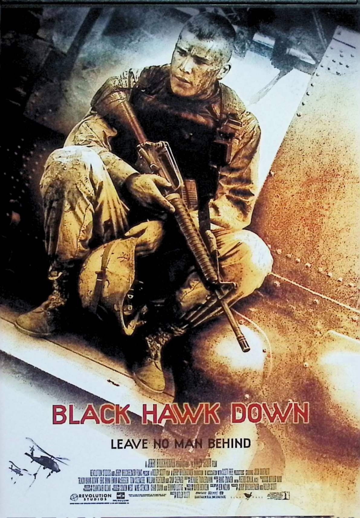「 ブラックホーク・ダウン [DVD]」 ジョシュ・ハートネット、ユアン・マクレガー、トム・サイズモア、監督リドリー・スコット 内容解説 1993年10月3日、ソマリアの首都モガディシオ。独裁者アイディード将軍の副官2名を拘束すべく、約100名の米軍特殊部隊が降下した。1時間足らずで終わるはずだった作戦は、最新鋭ヘリ「ブラックホーク」2機の撃墜により一変。市街地に取り残された兵士たちの壮絶な戦闘を実話に基づき描く。 ジャンル 戦争／アクション 受賞・評価 第74回アカデミー賞で編集賞・音響賞を受賞、リドリー・スコットは監督賞にノミネート。実際の「モガディシュの戦闘」を圧倒的な臨場感で描いた戦争映画として高く評価されている。 音声： 日本語・英語 字幕： 日本語・英語 JANコード： 4988113830942 🐾 安心の検品・保証 当店ではすべての商品を1点ずつ丁寧に検品したうえで出品しております。 万が一、商品に不備がございましたら、商品到着日から30日以内であれば返品・返金を承ります。どうぞ安心してご利用ください。 🐾 送料無料・スピード発送 AM11時までのご注文は、日本郵便〈ゆうメール〉にて当日発送いたします。 ※ゆうメールは土日祝日の配達がございません。あらかじめご了承ください。 商品は防水クッション封筒で丁寧に梱包し、ポストへお届けします。 🐾 まとめ買いがおトク！クーポン配布中 2点以上のご購入　→　100円引き 4点以上のご購入　→　400円引き 8点以上のご購入　→　1,000円引きDISC PLUSは映画・音楽好きのための専門中古ショップです。 レア盤、絶版アイテム、懐かしの名作など、毎日新商品入荷中！ 🐾 まとめ買いでおトクなクーポン配布中 🐾