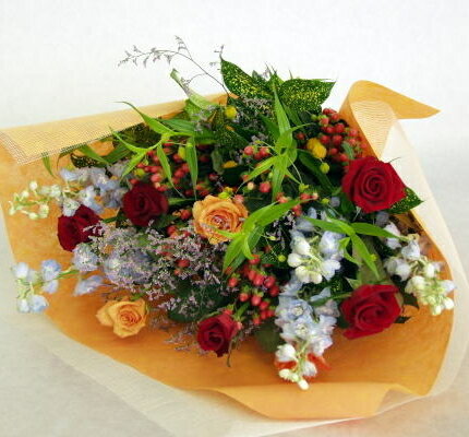 花・色とりどりのミックスブーケ