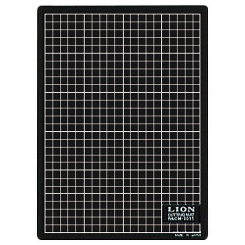 ライオン事務器 LION カッティングマット 再生PVC製 両面使用 300×220×3mm 黒/黒 1枚(CM-3011) 目安在庫=○
