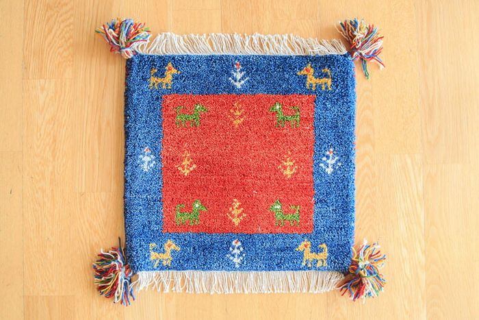 ギャッベ ラグ ラグマット 手結び 絨毯 ウール HANDKNOTTED　GABBEH 40x40cm No.42 おしゃれ　輸入 厚め 【ウール】 【ギャッベ】 【小さめ】 【柄】 【座布団 チェアパッド】