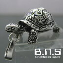 銀の亀 ゾウガメペンダント シルバー925 Silver925 (tortoise turtle リクガメ 陸亀 かめ カメ 爬虫類 動物)【neck-1410-P151】