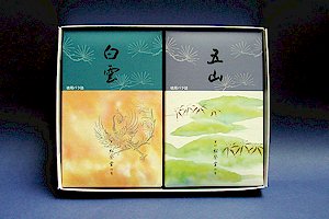 《二種類の京の香り》 【進物 高級白檀 進物用線香 紙箱入り 進物用線香高級 五山白雲セット ギフト お香 松栄堂 御供 寺院 本堂 法要 線香立 灰 二箱入り...