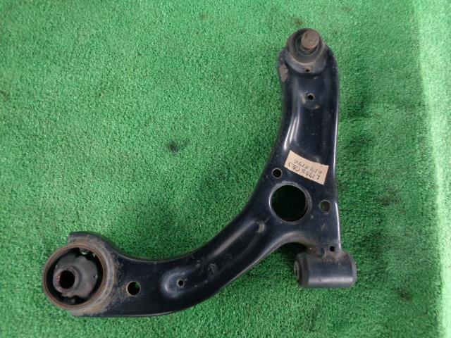【中古】中古部品 ムーヴ L175S 左フロントロアアーム 【3340030100-019819600051740】