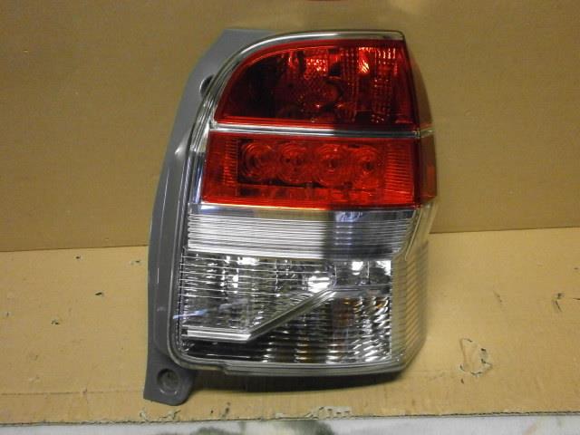 トヨタ スペイド　テールランプ 2個セット 51fQKpx8K-L._UF350,350_QL80_.jpg