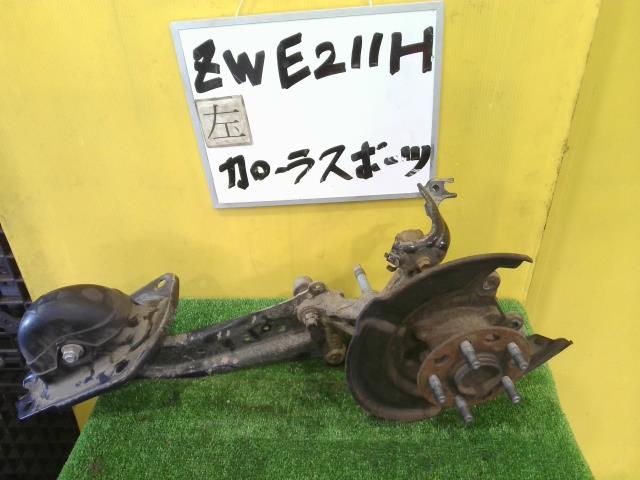 【中古】中古部品 カローラスポーツ ZWE211H 左リアナックルハブ 【3331010600-250612001444440】