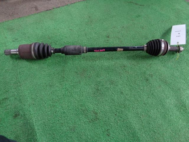 【中古】中古部品 ゼスト JE1 右フロントドライブシャフト 【3340030100-105059400042101】