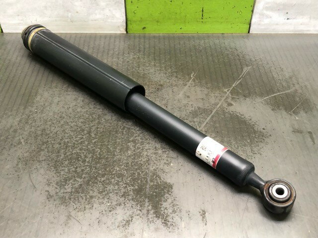 【中古】中古部品 キャスト LA250S 右リアショックアブソーバー 【3330530100-000005407250700】