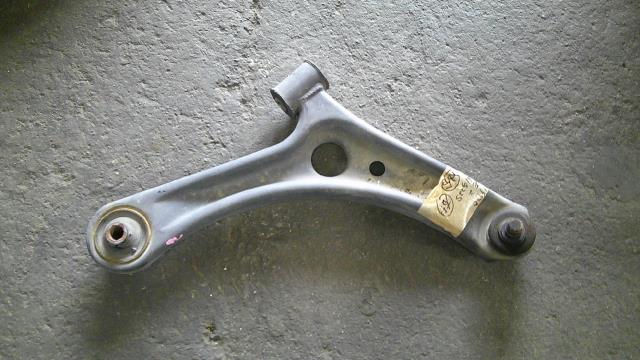 【中古】中古部品 モコ MG22S 右フロントロアアーム 【3500080000-250326001551720】