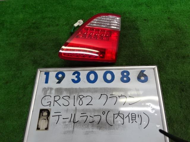 【中古】中古部品 クラウン GRS182 リアフィニッシャーパネル 【3330980100-001510363715200】