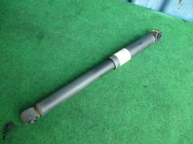 【中古】中古部品 AZワゴン MJ23S 左リアショックアブソーバー 【3540020100-000007062150800】