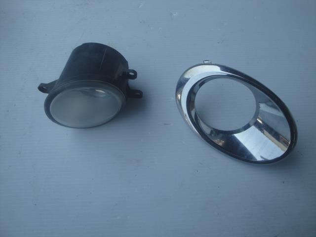 【中古】中古部品 レクサス HS ANF10 左フォグランプ 【3100430000-250701000110950】