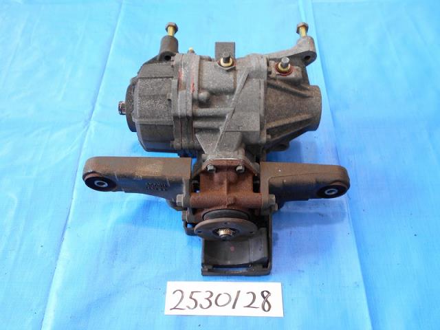 【中古】中古部品 レグナム EC5W リアリジットデフ 【3310040100-000253012841220】