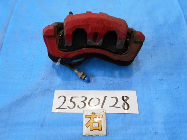 【中古】中古部品 レグナム EC5W 右フロントキャリパー 【3310040100-000253012844330】