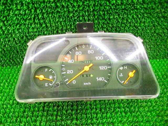 【中古】中古部品 サンバー TT2 スピードメーター 【3330210100-000037078561400】