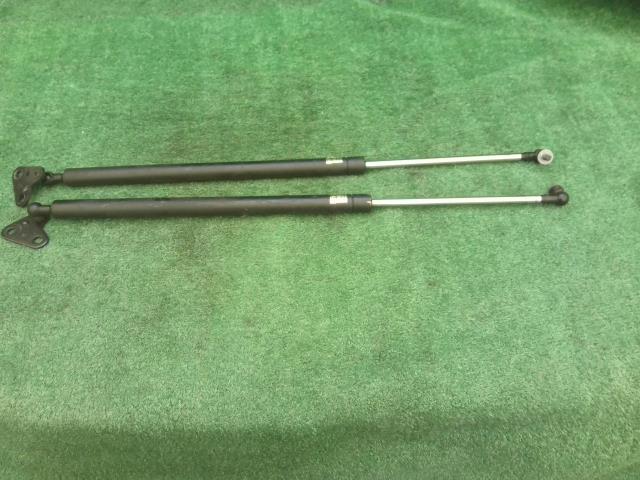 乐天商城 - 【中古】中古部品 ハイゼット S320V バックドアダンパー 【3260240000-250702000277250】