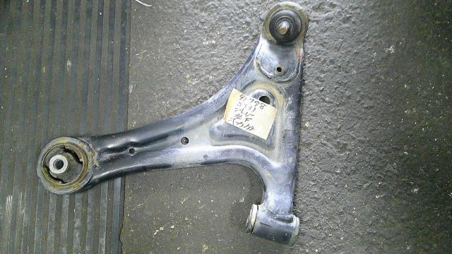 【中古】中古部品 ハイゼットアトレ S331G 左フロントロアアーム 【3500080000-250312000751740】