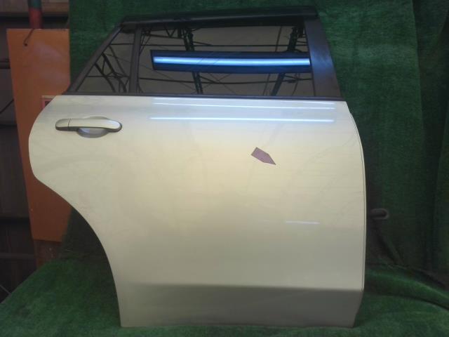 【中古】中古部品 NV150 AD VY12 右リアドア 【3260240000-250703000113300】