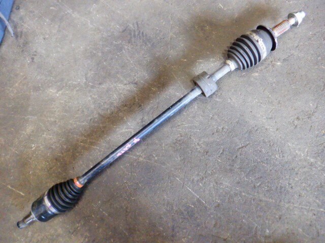 【中古】中古部品 スイフト ZC83S 右フロントドライブシャフト 【3340140100-000025111342100】