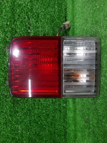 【中古】中古部品 スクラム DG64V 左テールランプ 【3340140100-000025168415600】