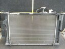 【中古】中古部品 アクア NHP10 ラジエータ 【3260200000-250708000320400】