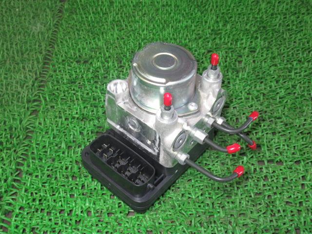 【中古】中古部品 ラパン HE21S ABSアクチュエーター 【3330540100-250311004242500】