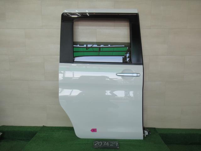 【中古】中古部品 タント LA600S 右リアドア 【3310120100-250714000113300】