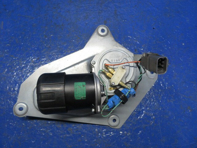 【中古】中古部品 いすゞ大型車 CYJ77A フロントワイパーモーター 【3310270100-000014878761600】