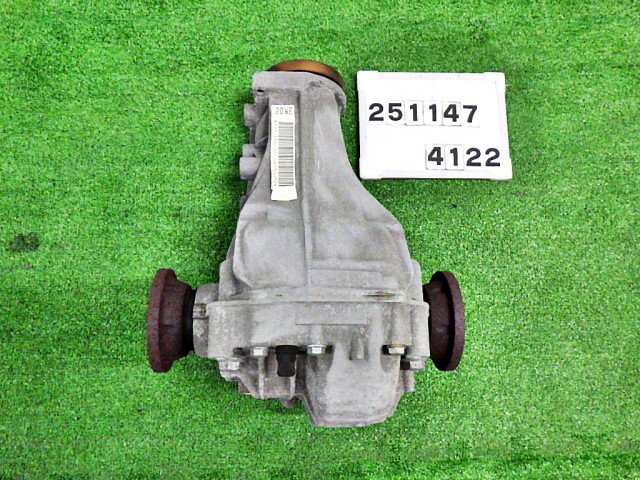 【中古】中古部品 アウディ A4 8KCDNF リアリジットデフ 【3330890100-000025114741220】