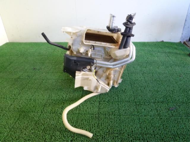 【中古】中古部品 プレミオ AZT240 A/Cクーリングユニット 【3310250100-000899021160800】