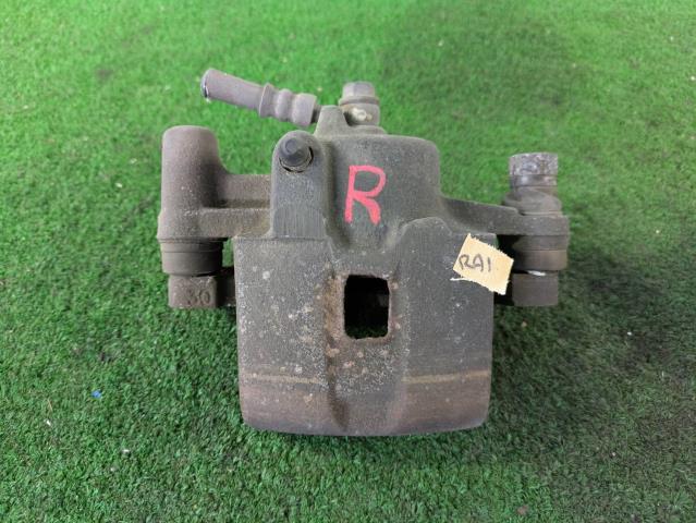 【中古】中古部品 プレオ RA1 右フロントキャリパー 【3310080100-250513000244330】