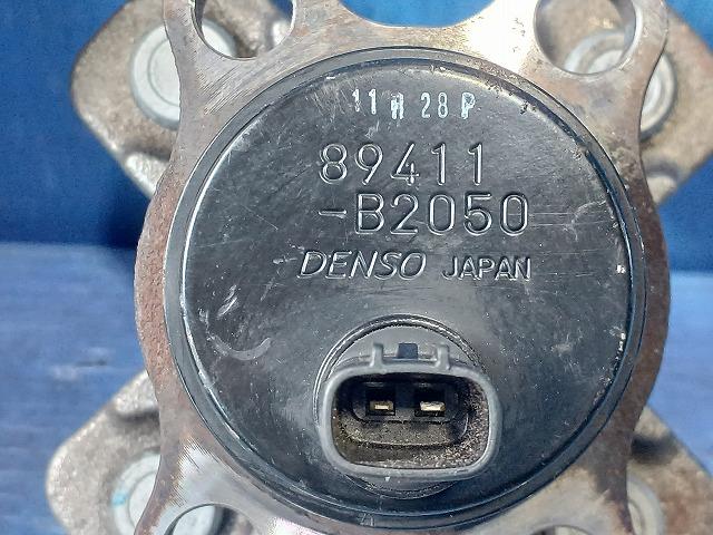 【中古】中古部品 ミライース LA300S リアハブ 【3310050100-240214000144470】