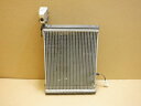 【中古】中古部品 アクア NHP10 A/Cクーリングユニット 【3310250100-001616166260800】