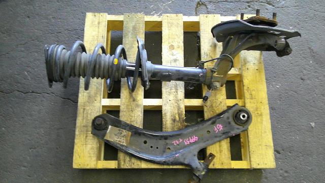 【中古】中古部品 エクストレイル T32 右フロントストラット 【3500080000-250321000350100】