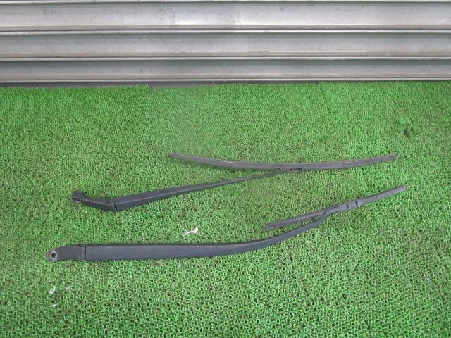 【中古】中古部品 プリウス ZVW30 フロントワイパーモーター 【3330540100-250604000561601】