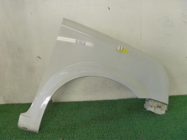 【中古】中古部品 キューブ BZ11 右フロントフェンダー 【3310250100-001075272910600】
