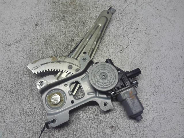 【中古】中古部品 ライフ JC1 左リアドアレギュレータ・モーター 【3310160100-000004316313420】