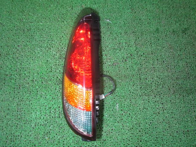 【中古】中古部品 アイ HA1W 左テールランプ 【3330540100-250611000315600】
