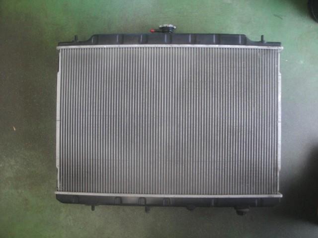 【中古】中古部品 セレナ HFC26 ラジエータ 【3100430000-250728000120400】